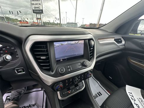 Used 2023 GMC Acadia SLE w/ Driver Convenience Package image 15
