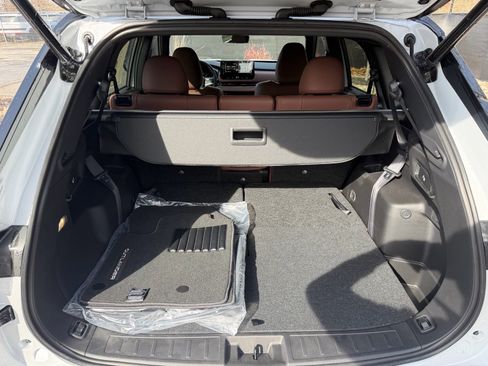 New 2025 Mitsubishi Outlander SEL image 16