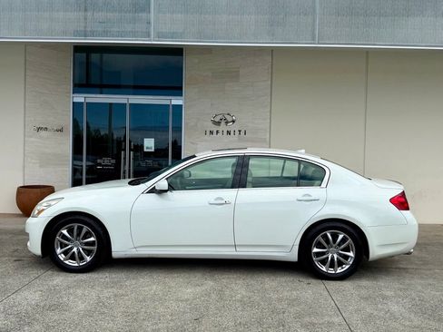 Used 2008 INFINITI G35 Journey w/ Premium Pkg RWD image 2