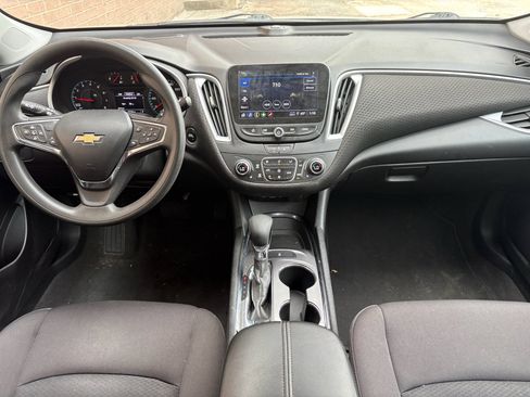 Used 2023 Chevrolet Malibu LT FWD image 30