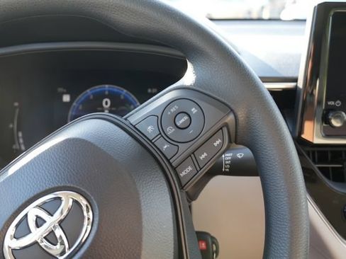 Used 2026 Toyota Corolla Cross L FWD image 23