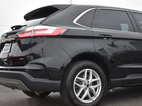 Used 2023 Ford Edge SEL image 9