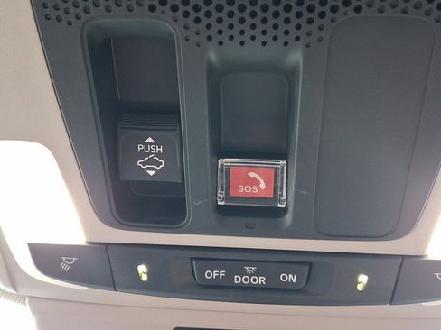 Certified 2023 Honda Accord EX image 27