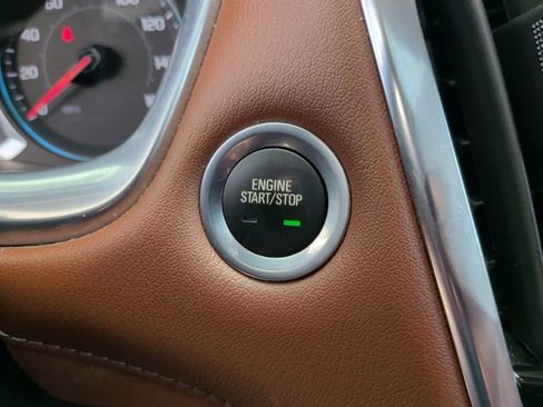 Used 2021 Chevrolet Traverse High Country w/ LPO, Floor Liner Package AWD/4WD image 25