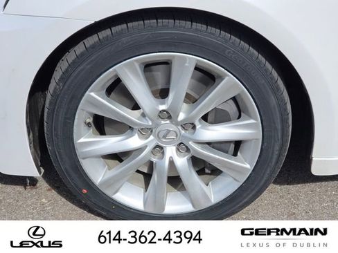 Used 2016 Lexus IS 300 AWD w/ Premium Package image 15