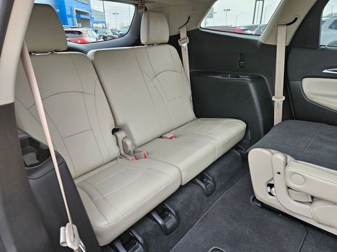 Used 2018 Buick Enclave Premium image 34