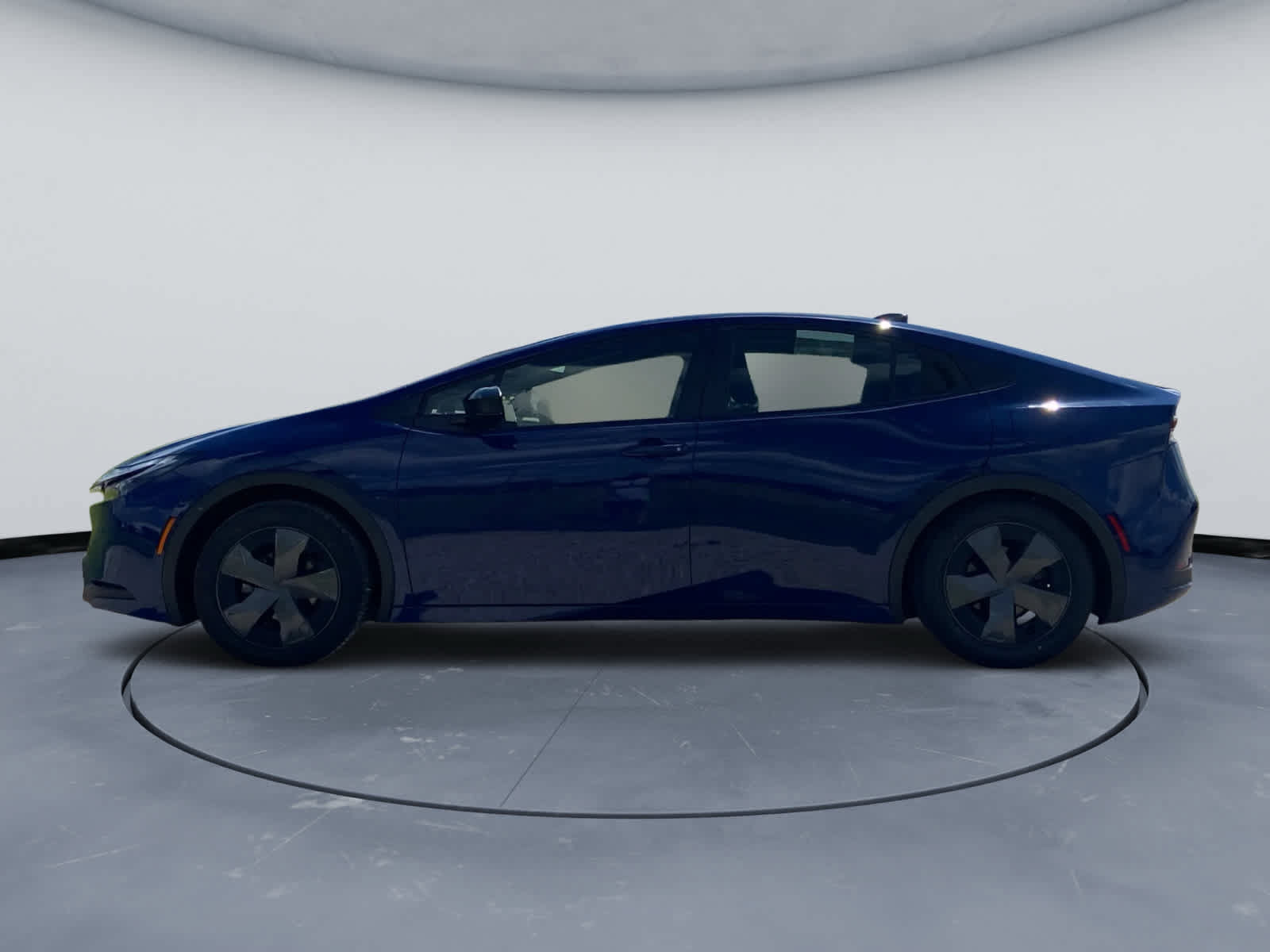 Used 2024 Toyota Prius LE FWD image 10