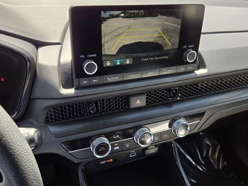 Used 2025 Honda CR-V LX image 20