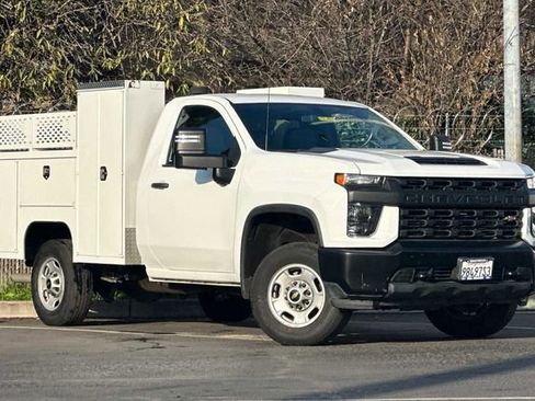 Used 2023 Chevrolet Silverado 2500 W/T w/ WT Convenience Package image 2