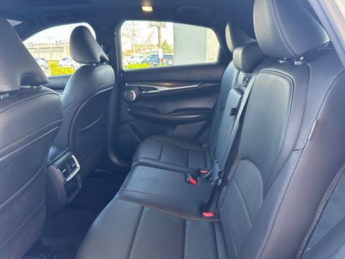 Used 2023 INFINITI QX55 Essential image 7