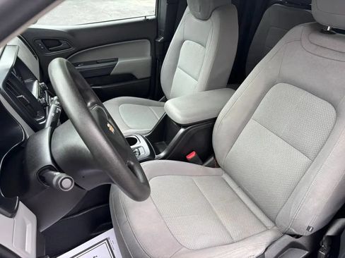 Used 2016 Chevrolet Colorado W/T w/ WT Convenience Package AWD/4WD image 11