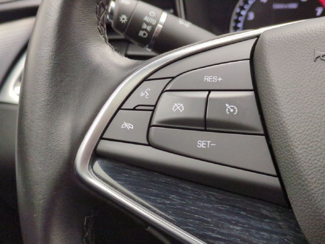 Certified 2024 Cadillac XT5 Premium Luxury w/ LPO, Floor Liner Package AWD/4WD image 11