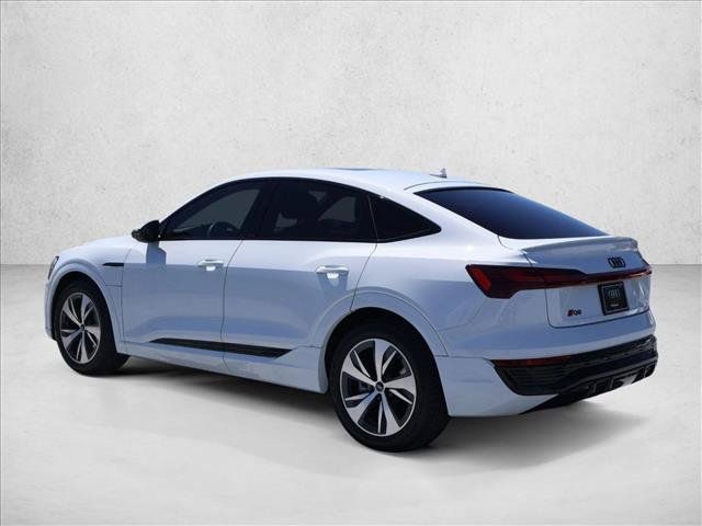 Used 2024 Audi Q8 e-tron Premium AWD/4WD image 9