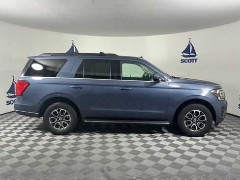 Used 2022 Ford Expedition XLT image 6