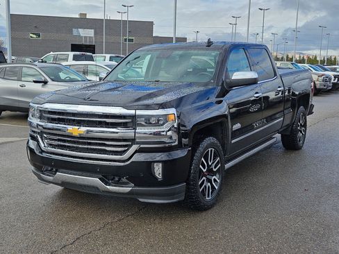 Used 2018 Chevrolet Silverado 1500 High Country image 8