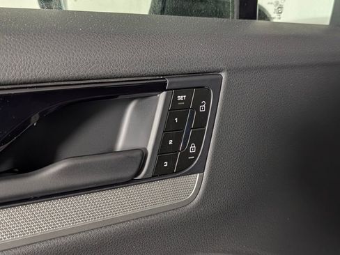 New 2026 Porsche Cayenne AWD/4WD image 26