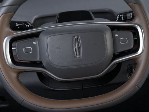 New 2026 Lincoln Navigator Reserve AWD/4WD image 12