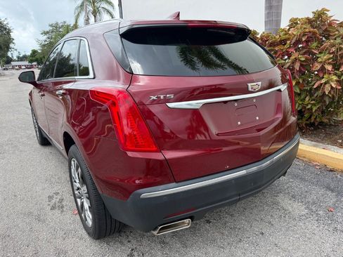 Used 2017 Cadillac XT5 Premium Luxury w/ Driver Assist Package FWD image 9