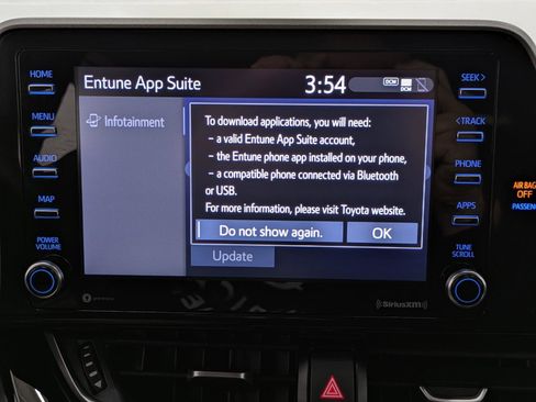 Used 2020 Toyota C-HR LE image 29