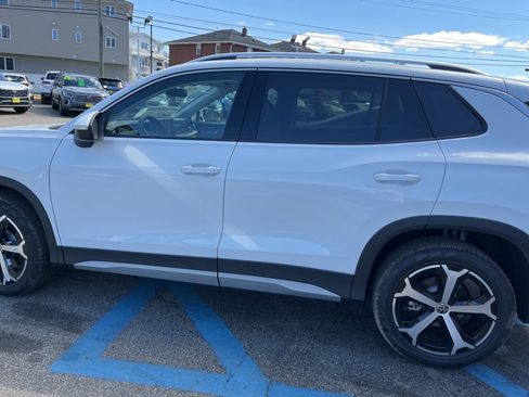 New 2026 Volkswagen Tiguan SE image 24