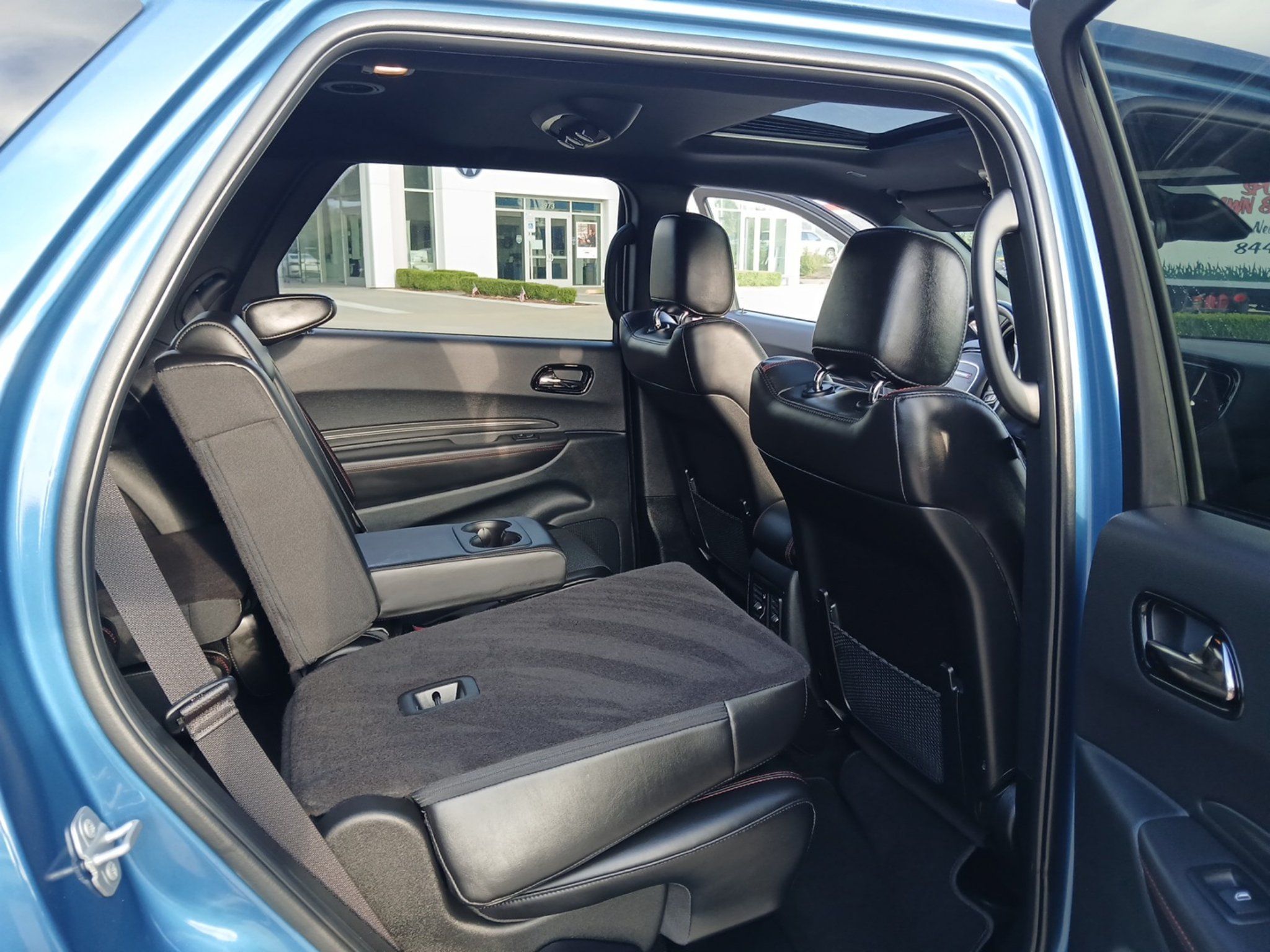 Used 2024 Dodge Durango GT RWD image 24