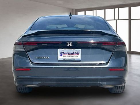 Used 2025 Honda Accord SE image 5
