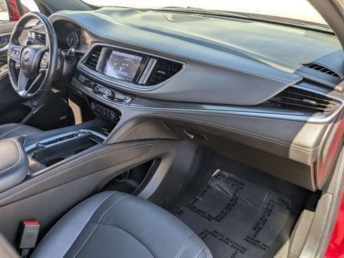 Used 2024 Buick Enclave Premium AWD/4WD image 29