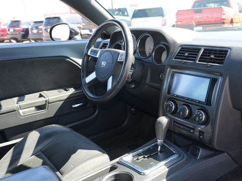 Used 2008 Dodge Challenger SRT8 image 15