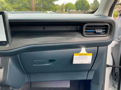 New 2025 Ford Maverick XLT w/ XLT Luxury Package image 50