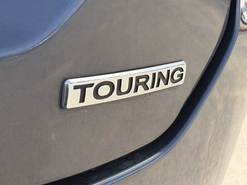 Used 2025 Honda Pilot Touring image 5