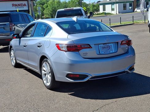 Used 2017 Acura ILX FWD image 6