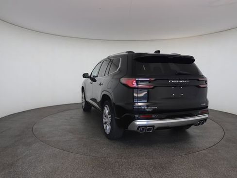 Used 2025 GMC Acadia Denali w/ Super Cruise Package FWD image 13