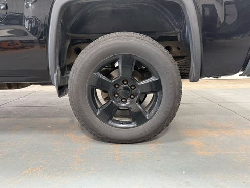 Used 2018 GMC Sierra 1500 2WD Double Cab image 8