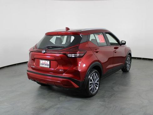 Certified 2024 Nissan Kicks SV image 16