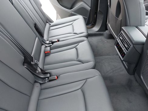 New 2026 Audi Q7 2.0T Premium Plus AWD/4WD image 11