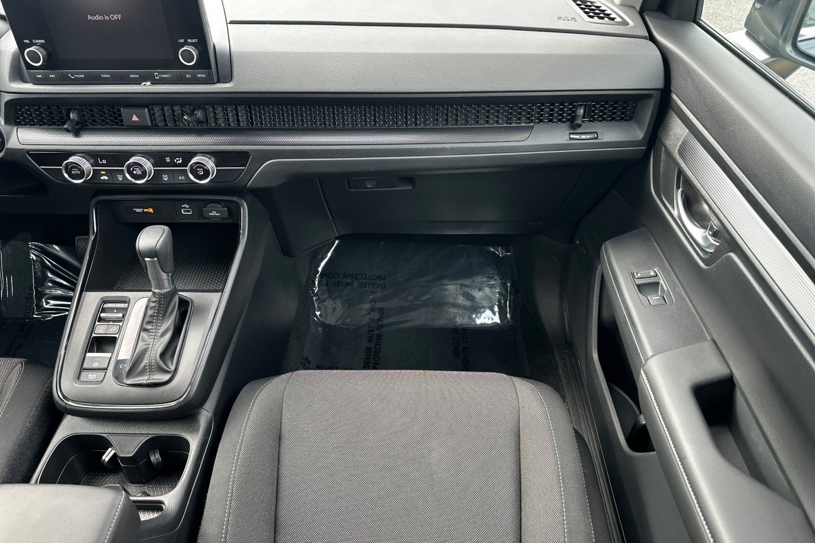 Used 2024 Honda CR-V LX image 31