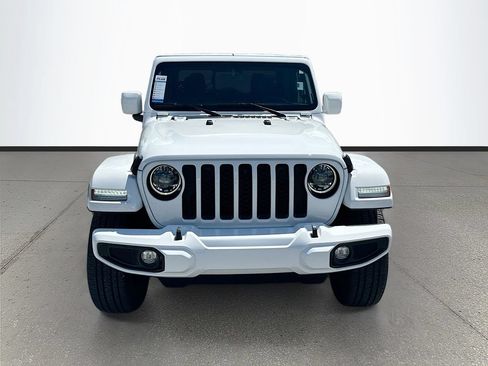 Used 2023 Jeep Gladiator Overland AWD/4WD image 2