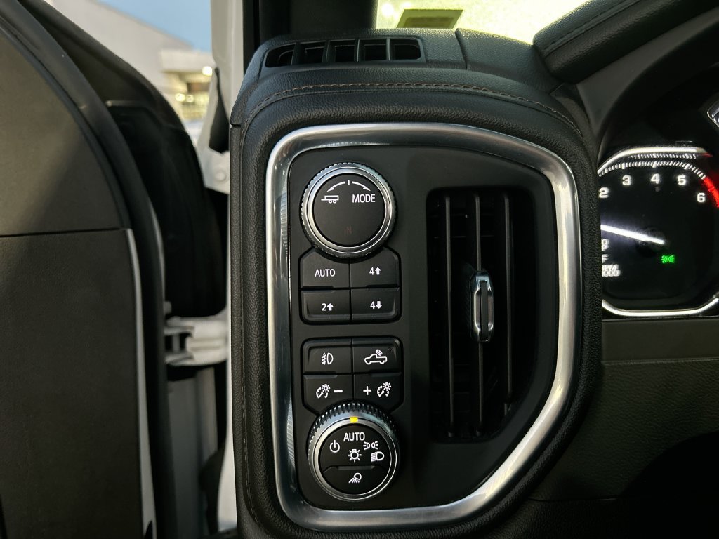 Used 2020 GMC Sierra 1500 AT4 AWD/4WD image 18