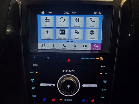 Used 2019 Ford Explorer Sport w/ Equipment Group 401A AWD/4WD image 25