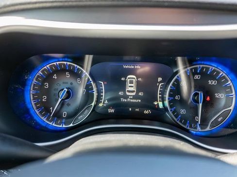 New 2027 Chrysler Pacifica Select FWD image 17