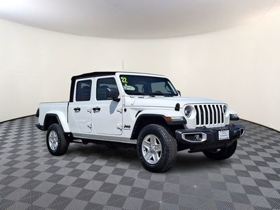 Used 2022 Jeep Gladiator Sport