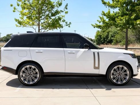 New 2026 Land Rover Range Rover SE AWD/4WD image 8