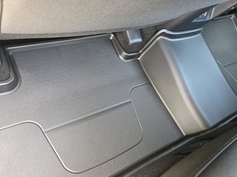 New 2026 Hyundai Tucson SE image 17