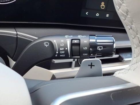 New 2026 Hyundai Santa Fe SE FWD image 30
