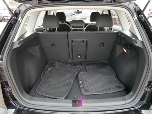 Used 2023 Volkswagen Taos S AWD/4WD image 18