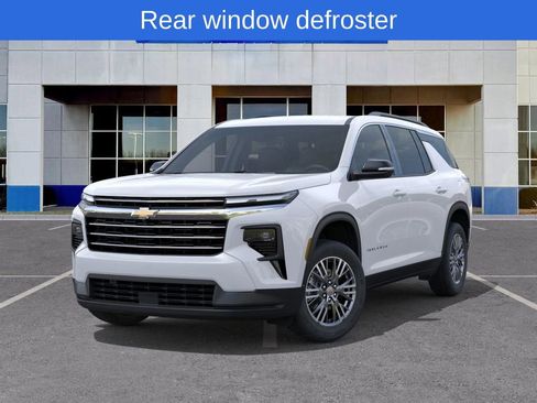 New 2026 Chevrolet Traverse LT image 6