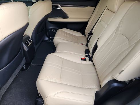 Used 2022 Lexus RX 350L Luxury image 27