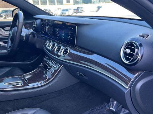 Used 2023 Mercedes-Benz E 350 E 350 image 33