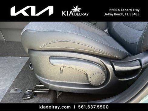 New 2026 Kia Seltos S FWD image 18