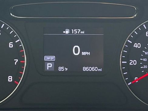 Used 2019 Kia Sorento LX image 22